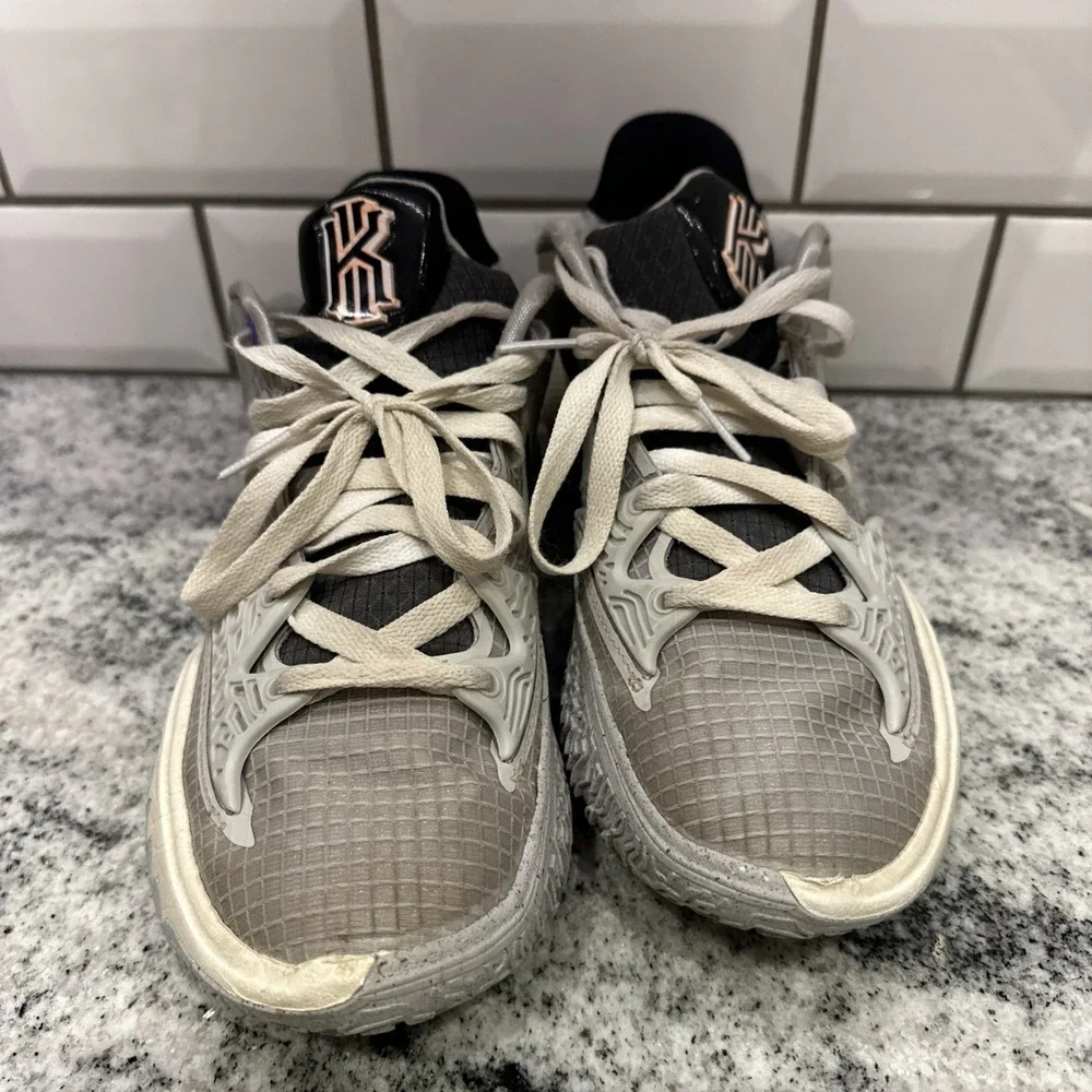 Nike step up